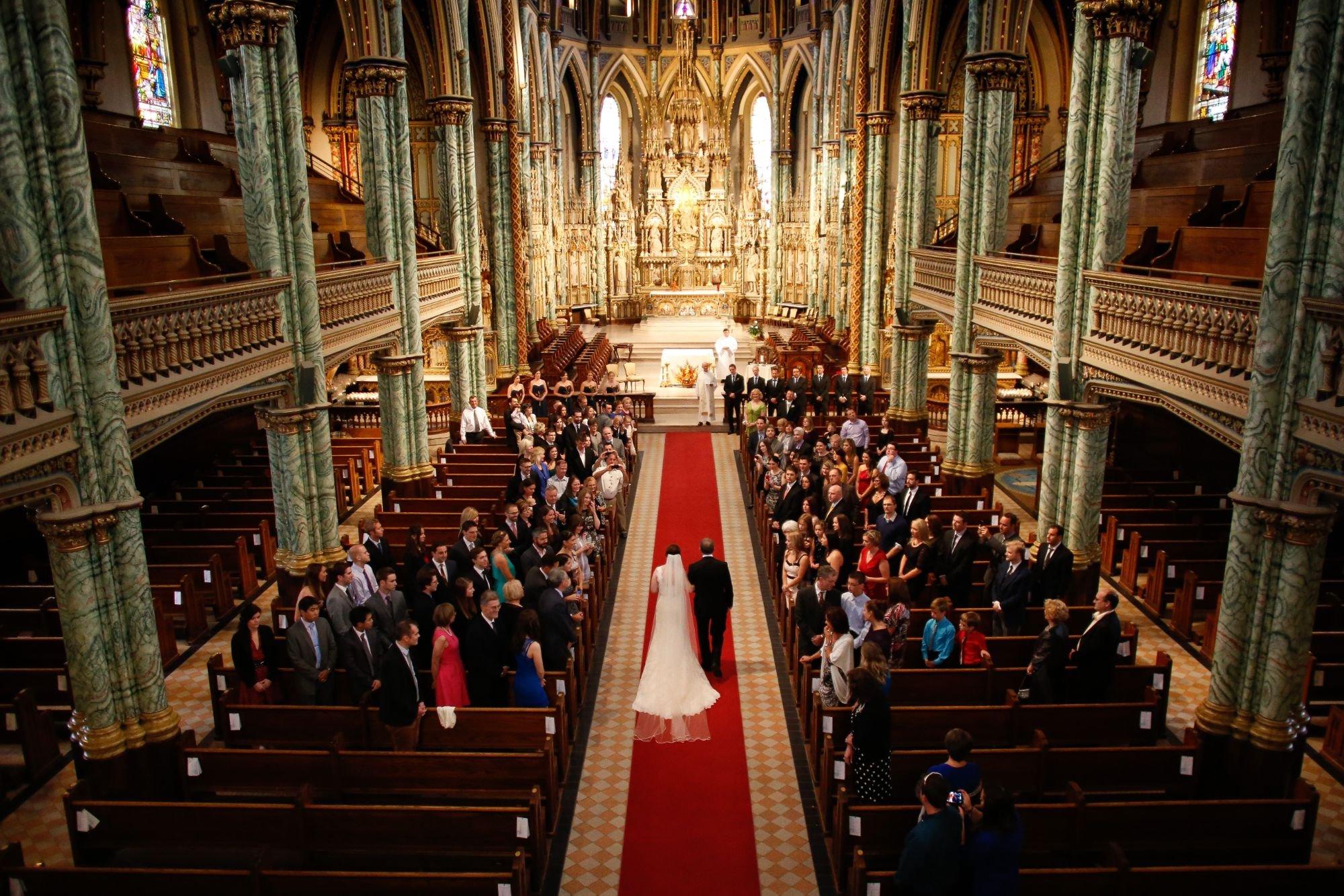 carousel-hero-element image-0